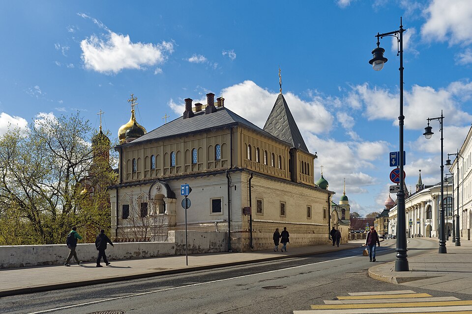 Палаты бояр Романовых