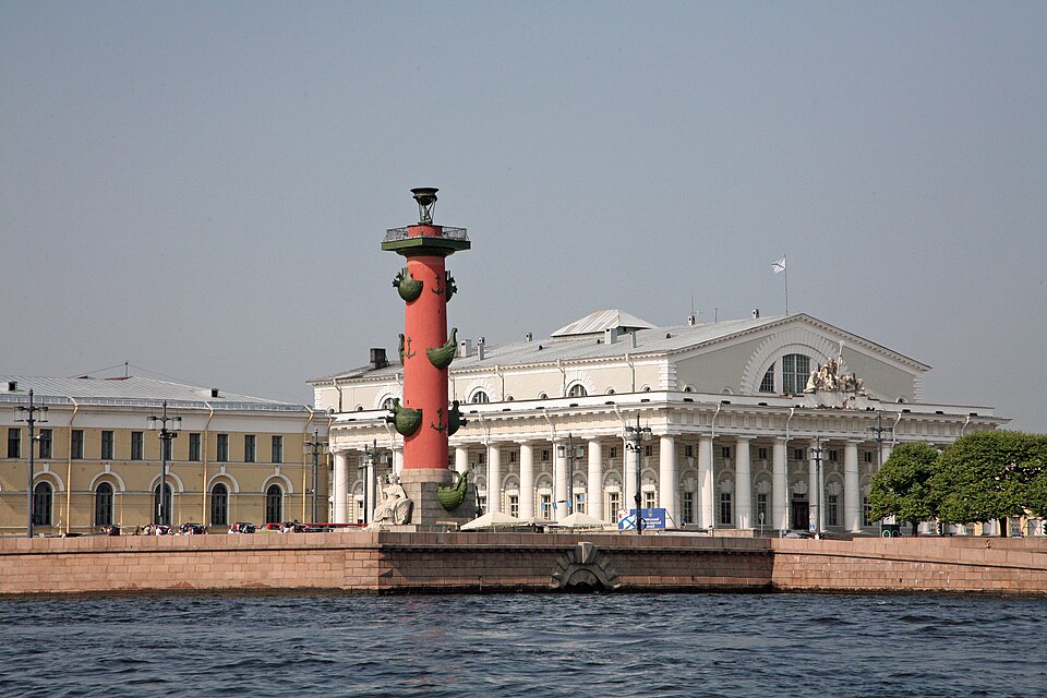 Ростральные колонны