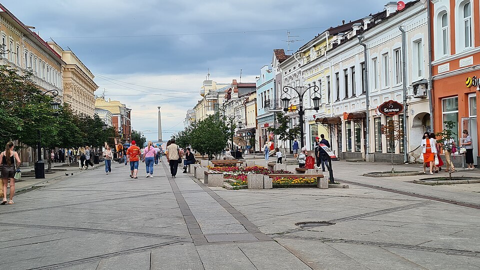 Пешеходная Ленинградская улица