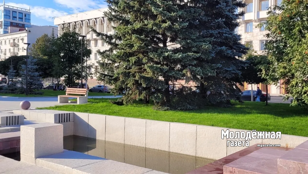 Dzerzhinsky Square near Rodina Cinema, Ufa